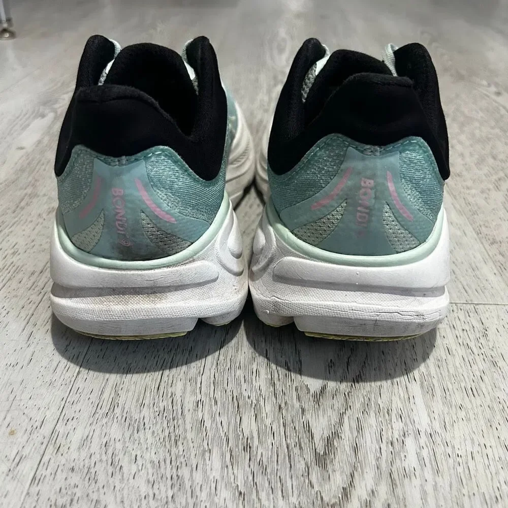 Hoka one one Bondi 9 Wide - Women’s Running Shoes - Size 9D